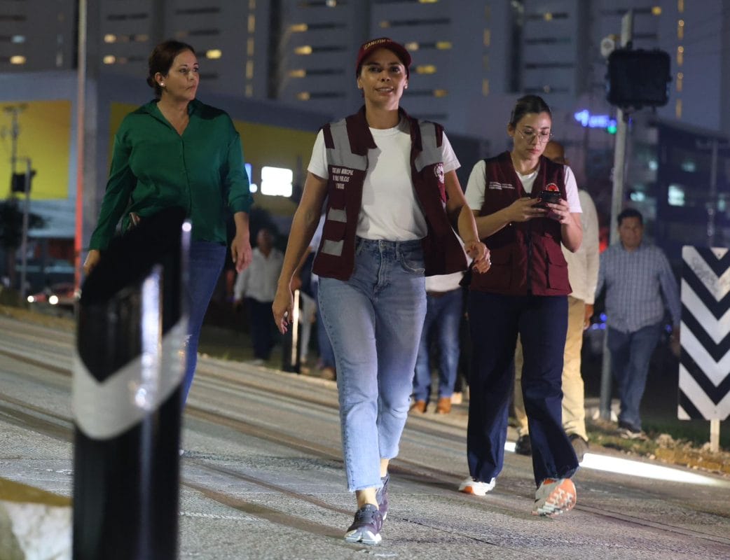 Ana Paty Peralta activa paso seguro en los cruces de las avenidas Nichupté y Tulum