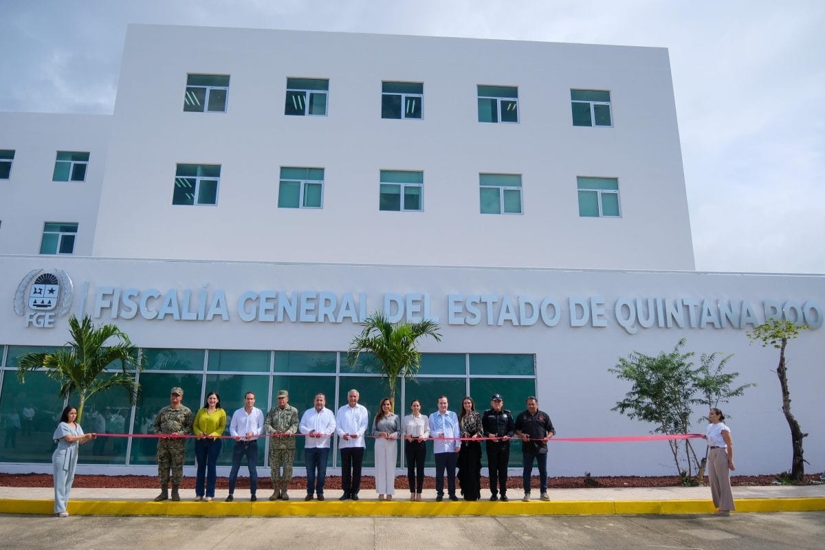 Entrega Mara Lezama instalaciones de la nueva Fiscalía en Cancún 