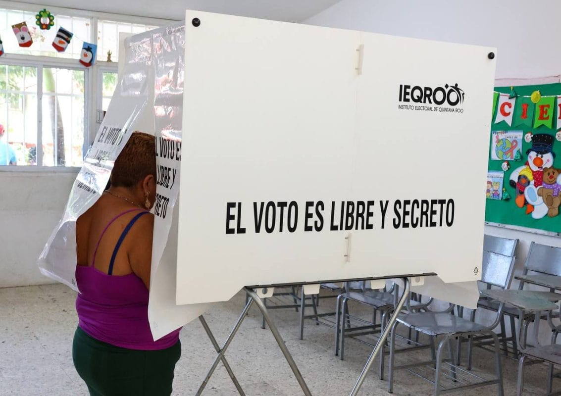 Alfredo V. Bonfil concluye su proceso electoral con jornada pacífica y transparente