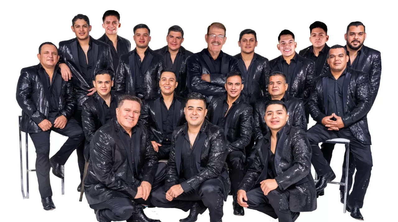 La Arrolladora Banda El Limón en Playa del Carmen GRATIS