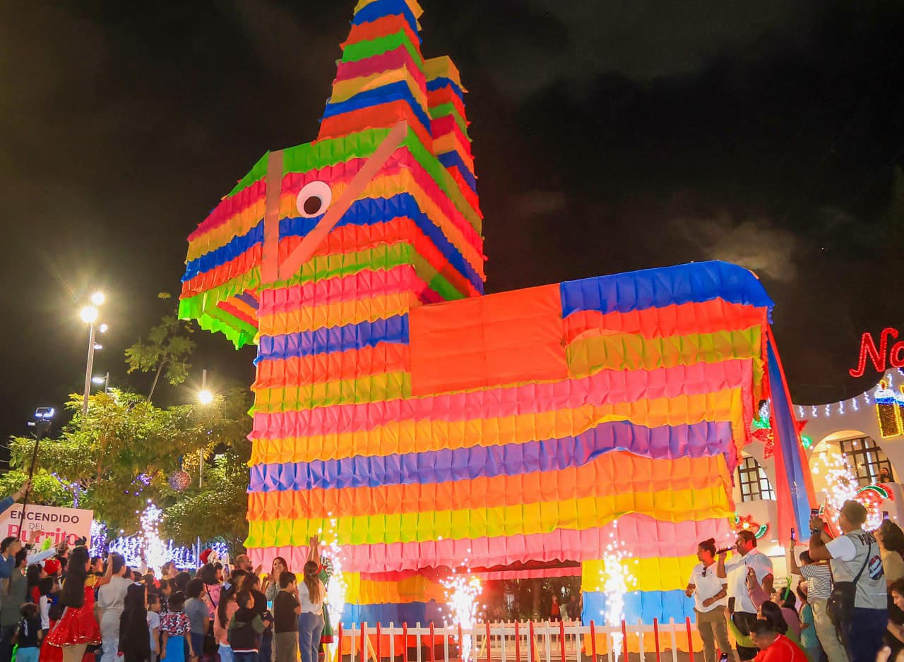Se encienden las luces del Burrito Sabanero de Cancún