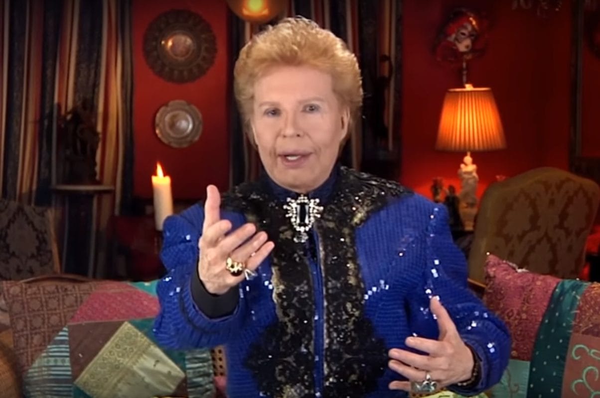Horóscopos de hoy viernes 20 de diciembre por Walter mercado
