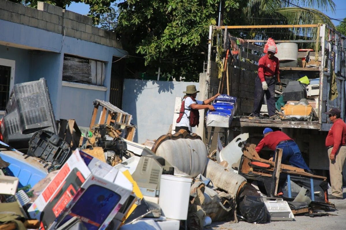 Se especializa Cancún con el programa de descacharrización
