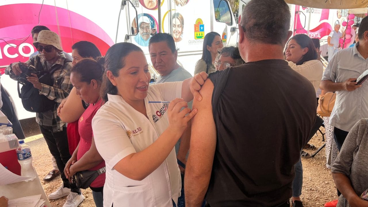 Avanza Quintana Roo en aplicación de vacunas en temporada invernal 