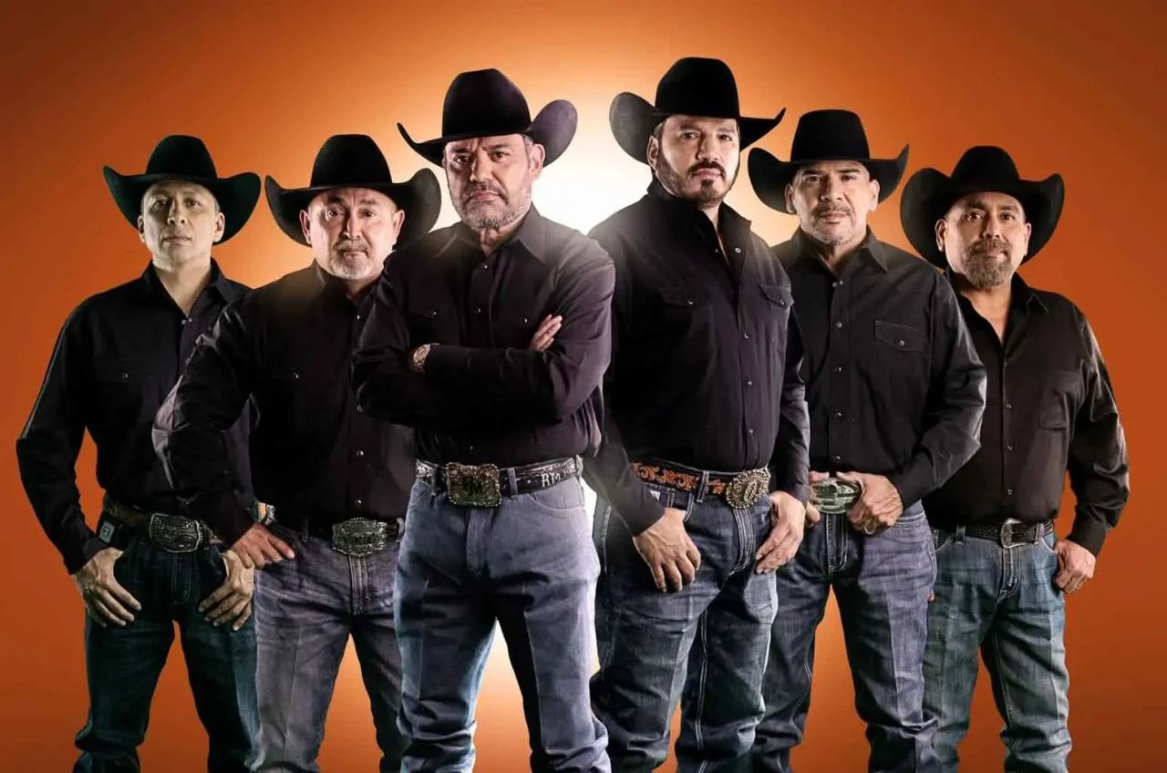 Intocable-cr-Courtesy-of-Good-I-Music-press-2024-billboard-1548 Intocable y Matute en el Carnaval Cancún 2025