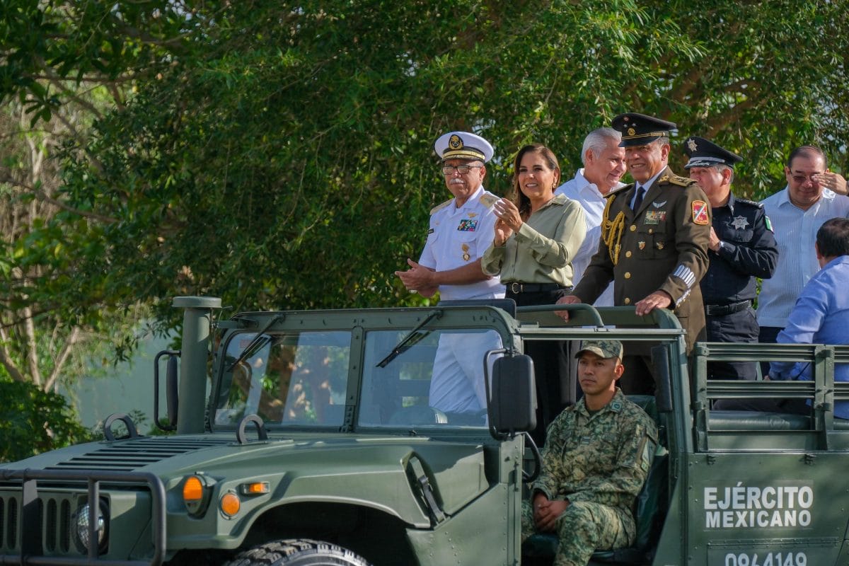 Quintana Roo rinde homenaje al Ejército Mexicano en 112 aniversario Quintana Roo rinde homenaje al Ejército Mexicano en 112 aniversario