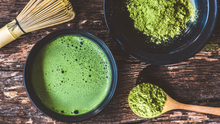 ¿Es bueno tomar matcha? Descubre sus beneficios y cómo consumirlo correctamente