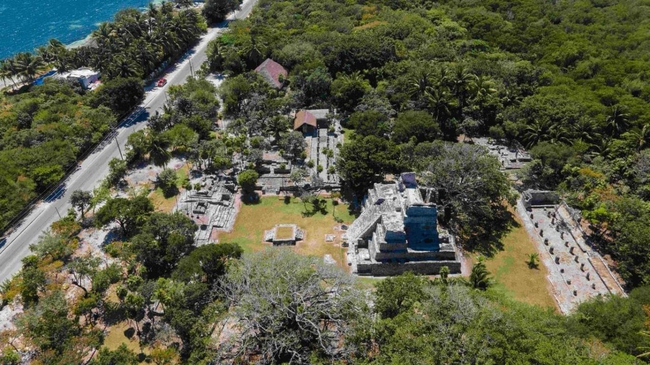 27143803-b435-40de-a284-5842472a2ff9-1