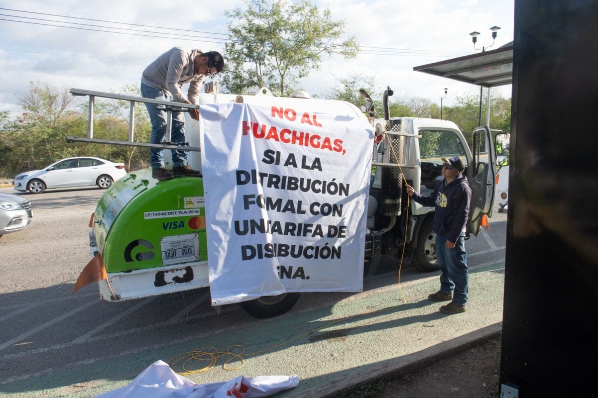 Cancún se suma a 'megamarcha' de distribuidores del Gas LP por tarifas y riesgo laboral Cancún se suma a 'megamarcha' de distribuidores del Gas LP por tarifas y riesgo laboral