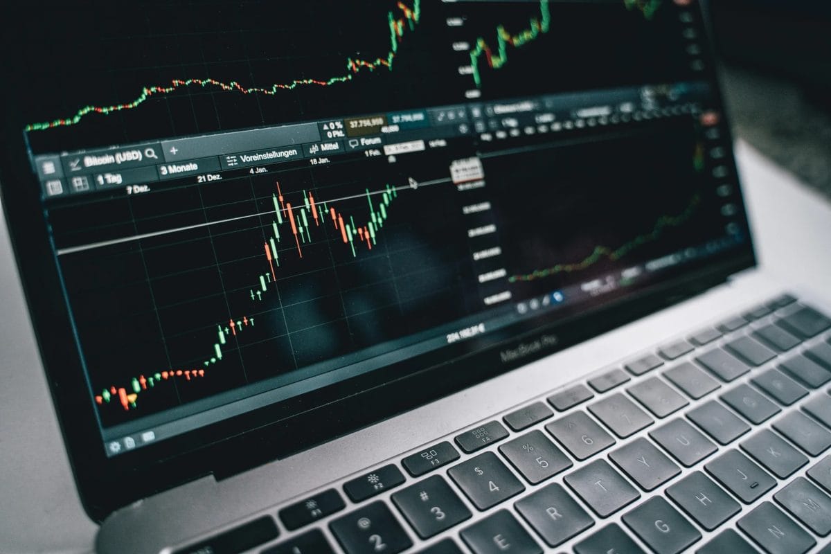 Marketing de Afiliados y Cursos Online Lideran Estrategias para Ganar Dinero en 2025 Marketing de Afiliados y Cursos Online Lideran Estrategias para Ganar Dinero en 2025