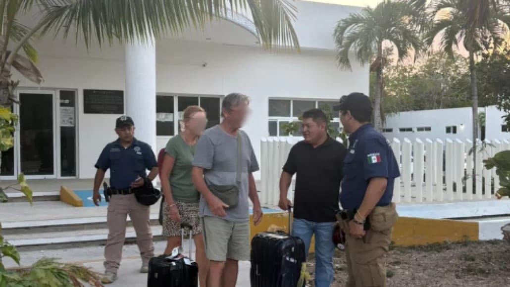 Turistas neozelandeses son víctimas de robo en autobús rumbo a Tulum