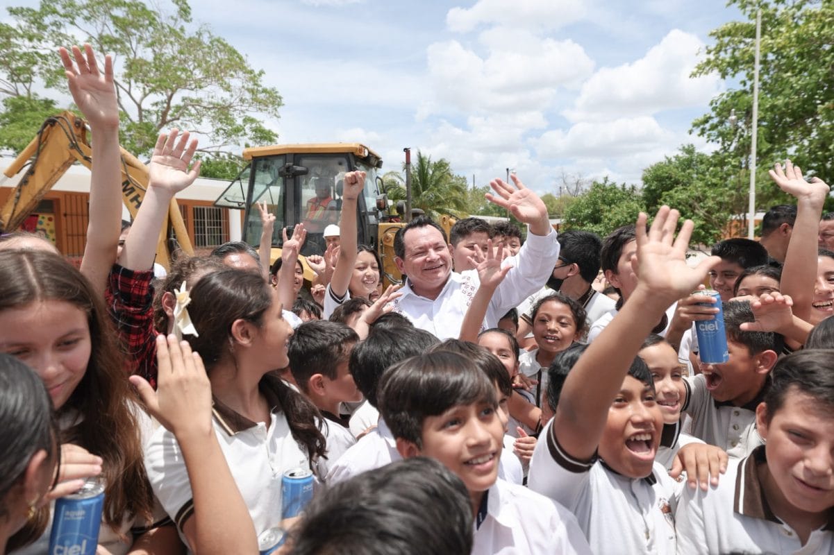 Inicia construcción de domo en la primaria 'Cano y Cano' de Mérida Inicia construcción de domo en la primaria 'Cano y Cano' de Mérida