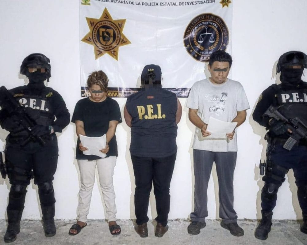 Detienen a pareja por violento asalto en gasolinera de Cholul