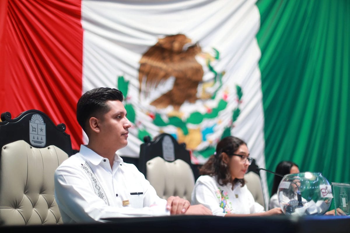 Ciudadano propone reforma en Quintana Roo para frenar el ciberbullying en escuelas Ciudadano propone reforma en Quintana Roo para frenar el ciberbullying en escuelas