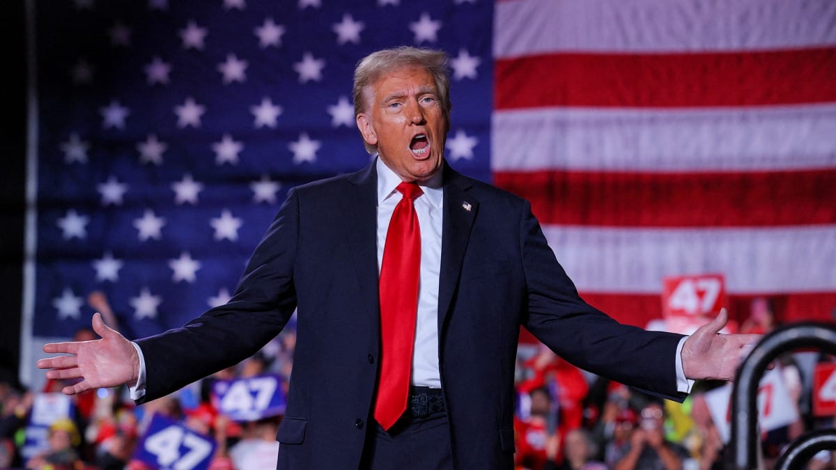 ¡Alerta Seguros! Aranceles de Trump Amenazan con Encarecer Pólizas de Auto en México y EE.UU.; IMSS Reporta Pérdida de Empleos