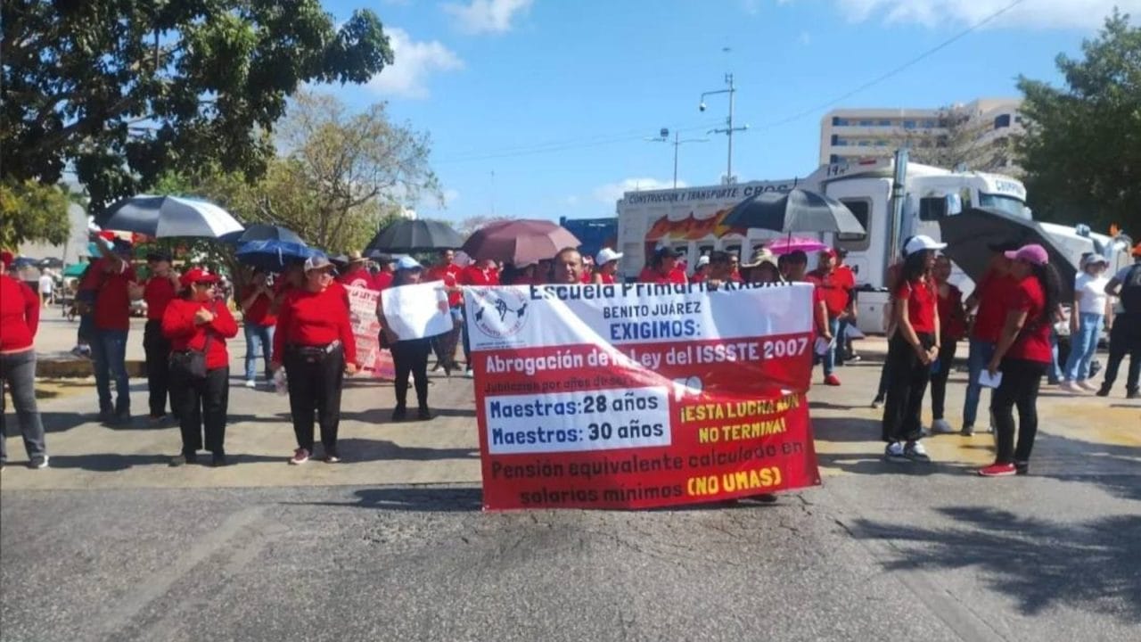 ¿Docentes de Quintana Roo participarán en la huelga nacional del 15 de mayo?
