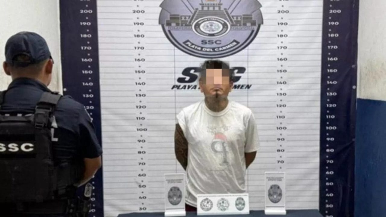 Detienen en Playa del Carmen a hombre que golpeó y amenazó a su hermana
