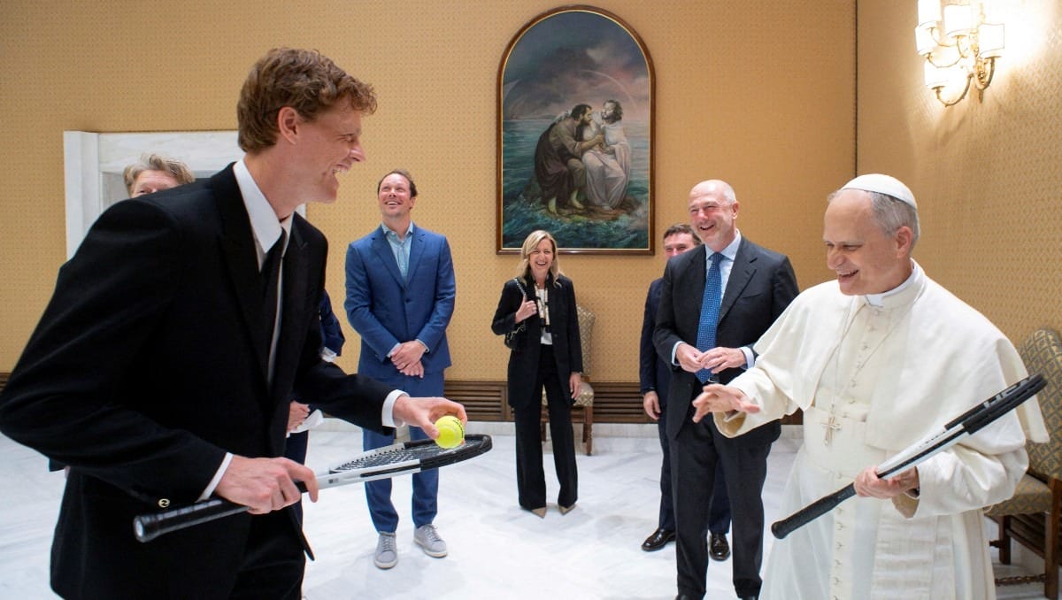 Jannik Sinner, número 1 del tenis, se reúne con el Papa León XIV en el Vaticano Jannik Sinner, número 1 del tenis, se reúne con el Papa León XIV en el Vaticano