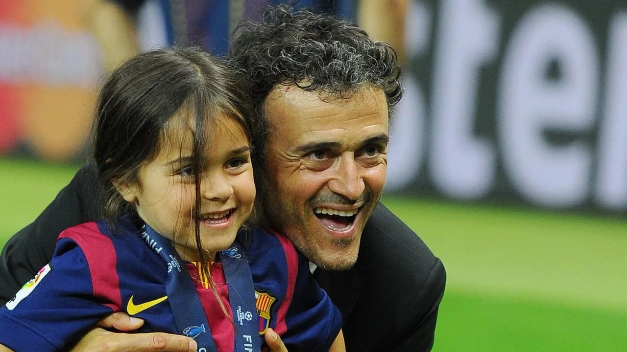 “Xana no está físicamente aquí, pero siempre está conectada conmigo”: Luis Enrique dedica triunfo del PSG en Champions League a su hija