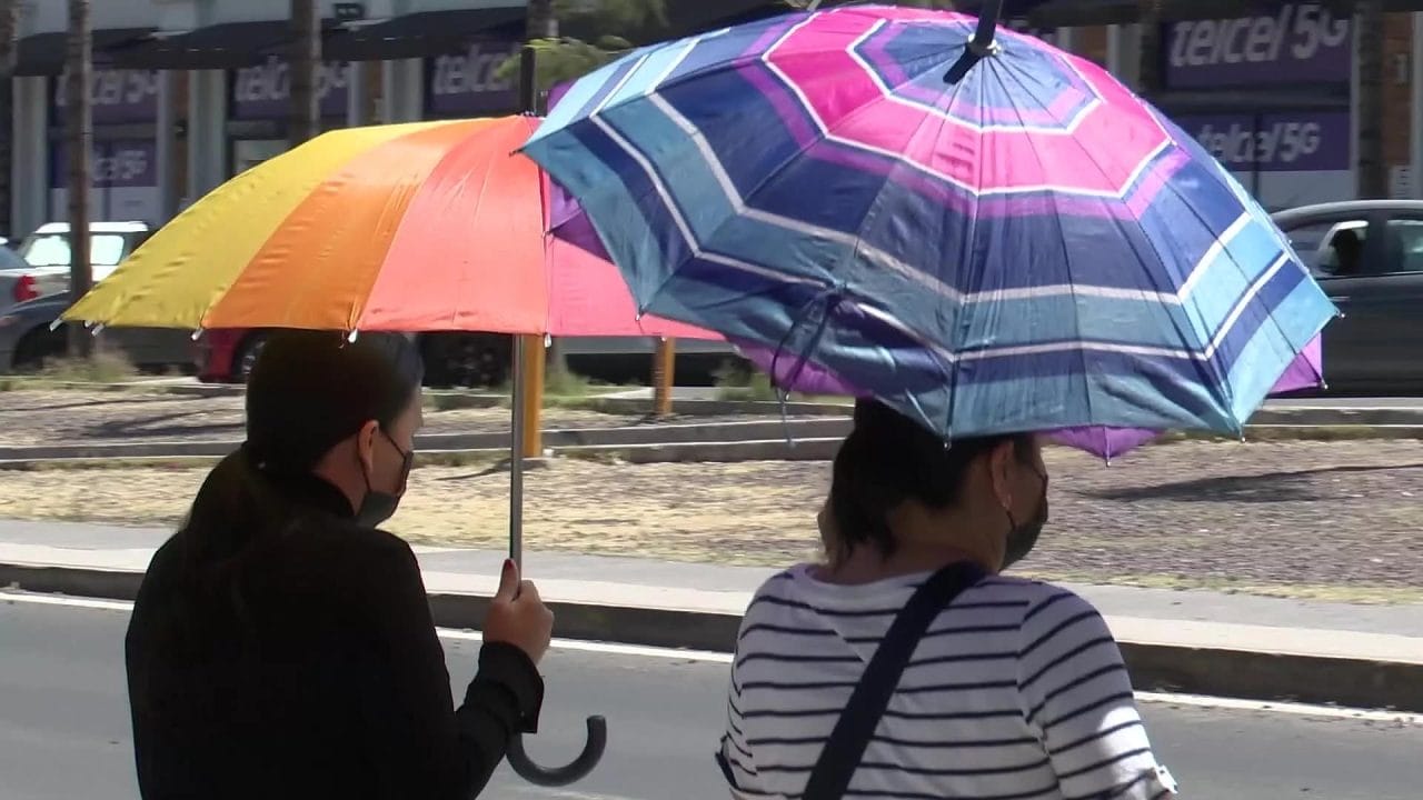 Querétaro con Calor y Baja Probabilidad de Lluvia Este Martes; Se Esperan Hasta 33°C y Vientos Moderados. ¡Ojo con la Calidad del Aire y el Sol!
