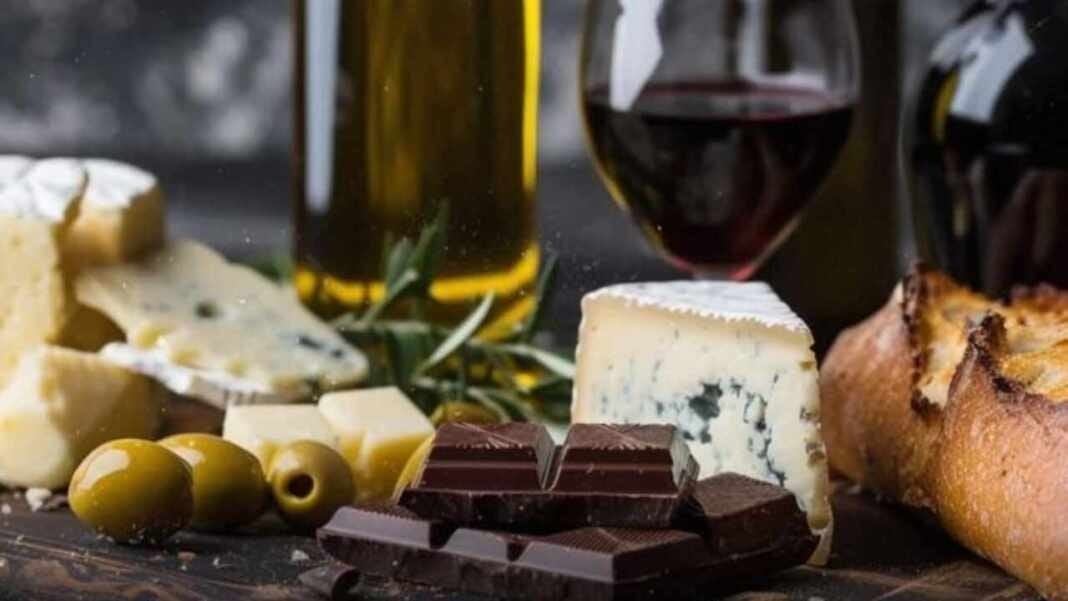 Vino, queso y chocolate Vino, queso y chocolate: La combinación gourmet que podría beneficiar tu salud