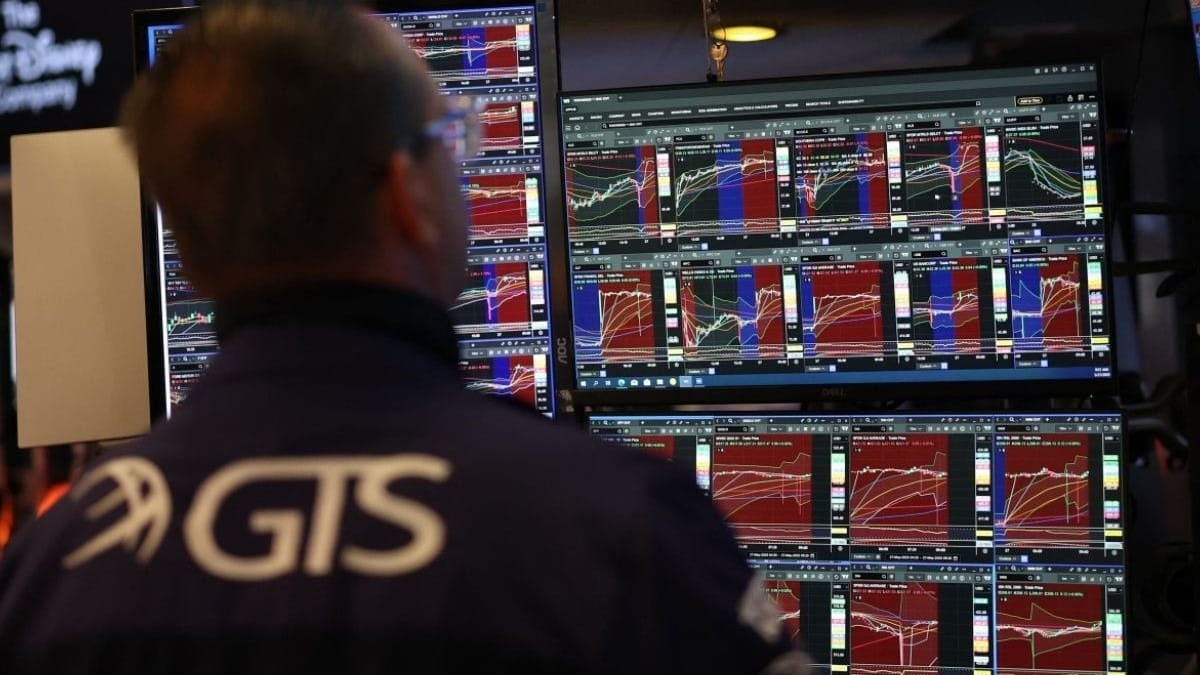 Wall Street Gana en Mayo; Aranceles e Inflación Siguen en la Mira
