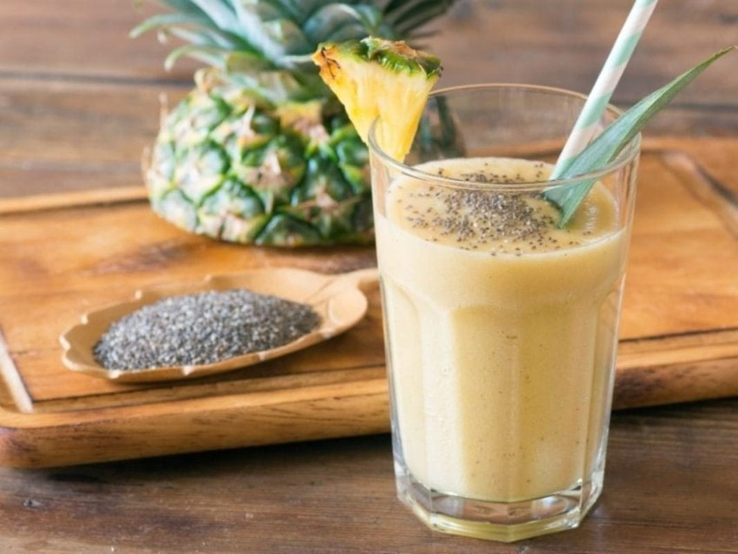 ¿La dieta de piña y chía realmente equivale a una liposucción? Nutriólogos responden