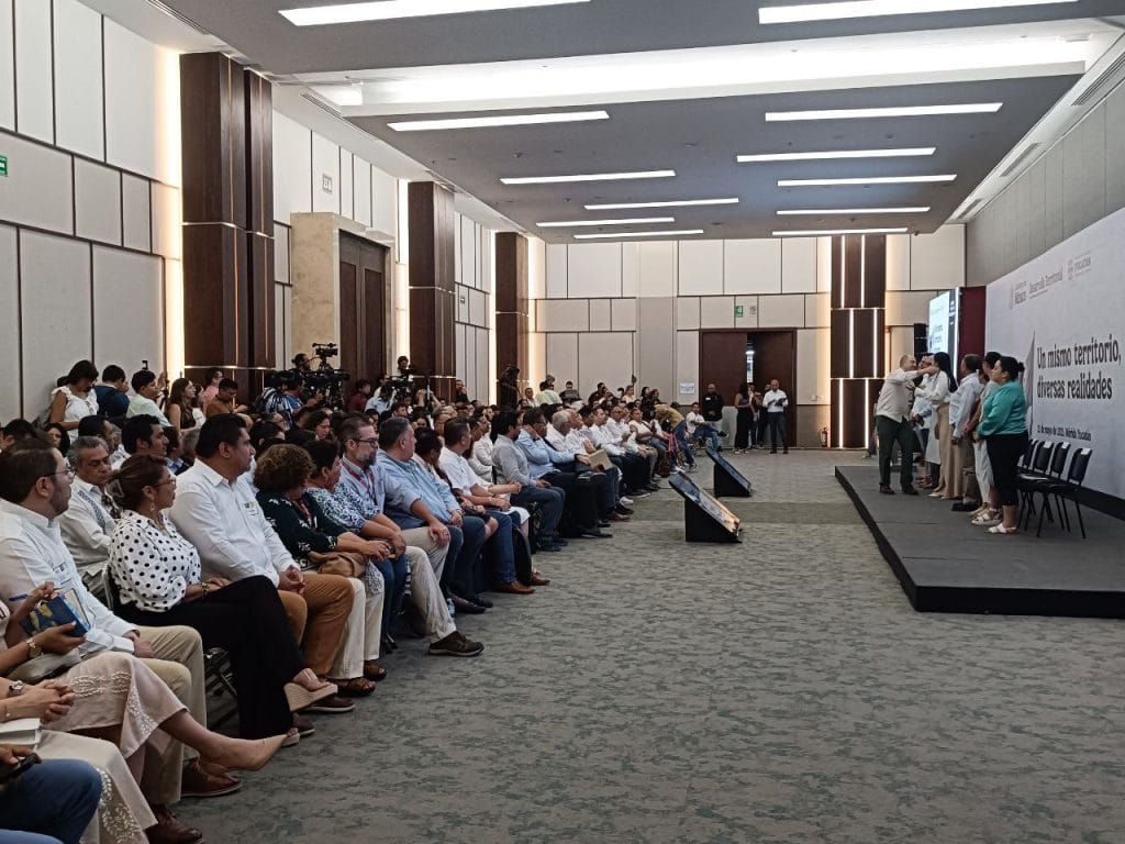 Yucatán Marca Pauta! Mérida, Anfitriona de Foro Nacional para la Transformación Territorial; Anuncian Plan de Rescate para Ciudad Caucel Yucatán Marca Pauta! Mérida, Anfitriona de Foro Nacional para la Transformación Territorial; Anuncian Plan de Rescate para Ciudad Caucel