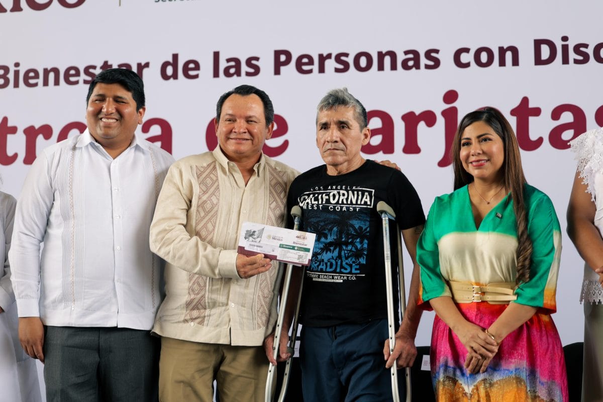 Yucatán garantiza pensión a personas con discapacidad