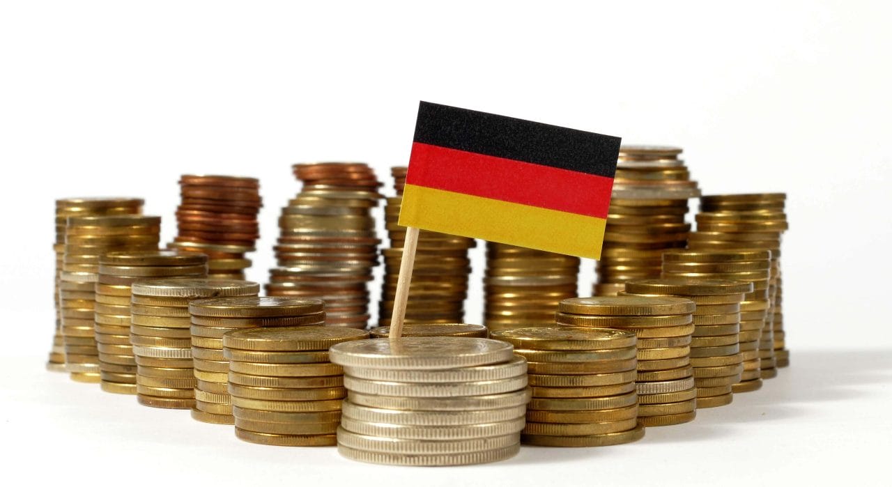 Alemania da marcha atrás: Rebajará el impuesto a la luz a hogares