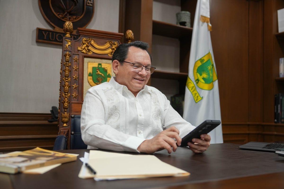 Invita Huacho a pasar “un día de gira con el gobernador” de Yucatán