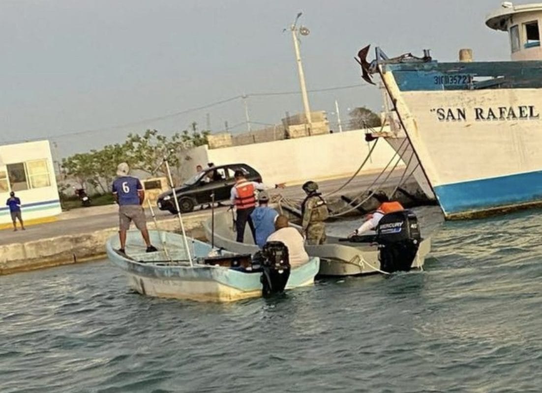 Capturan a pescadores furtivos en Celestún; dos lanchas aseguradas Capturan a pescadores furtivos en Celestún; dos lanchas aseguradas