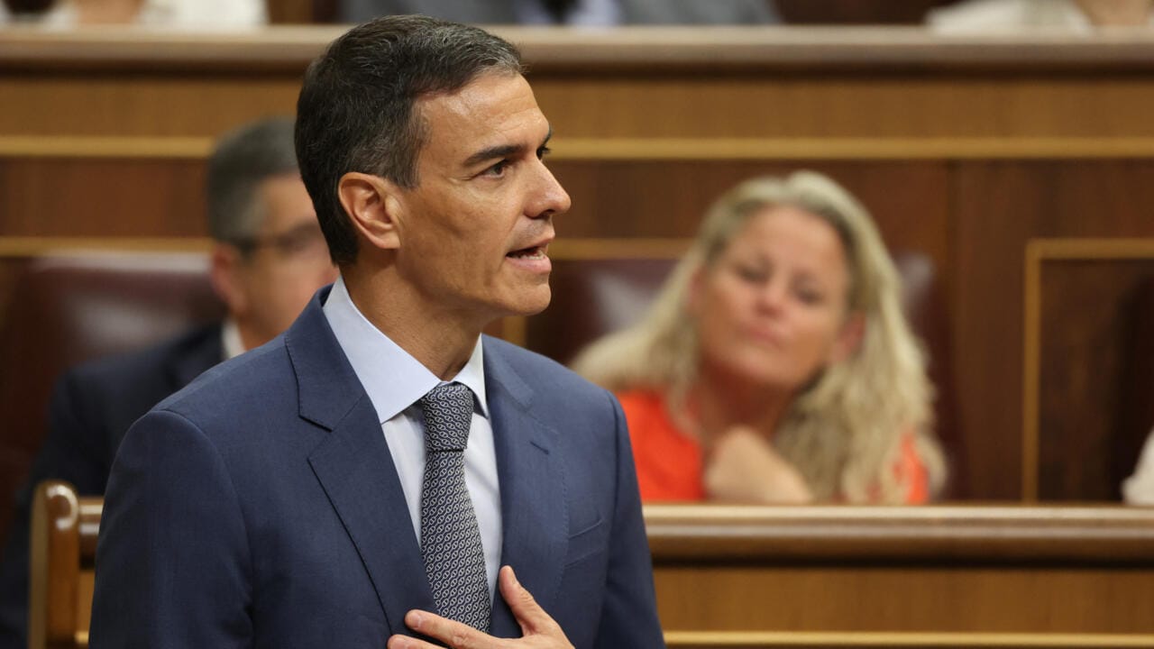 Solo contra todos: El ‘no' de Sánchez a la OTAN que aísla a España Solo contra todos: El ‘no' de Sánchez a la OTAN que aísla a España