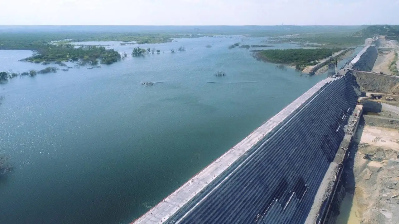 Presa "León": Más que un nombre, una estrategia política tras la crisis del agua Presa "León": Más que un nombre, una estrategia política tras la crisis del agua