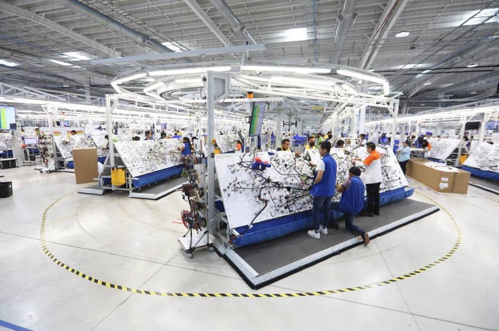 A millones de mexicanos apenas les alcanza para comida y transporte; esto ganan al mes