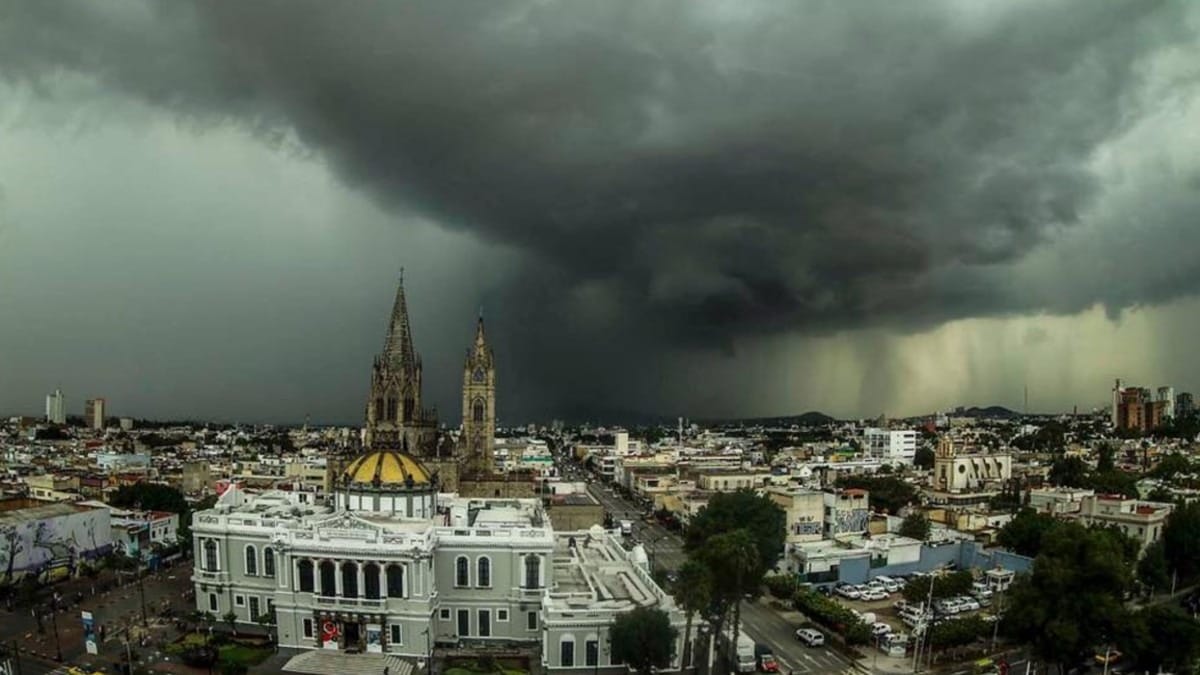Alerta en Guadalajara: Prevén tormentas y granizo hoy