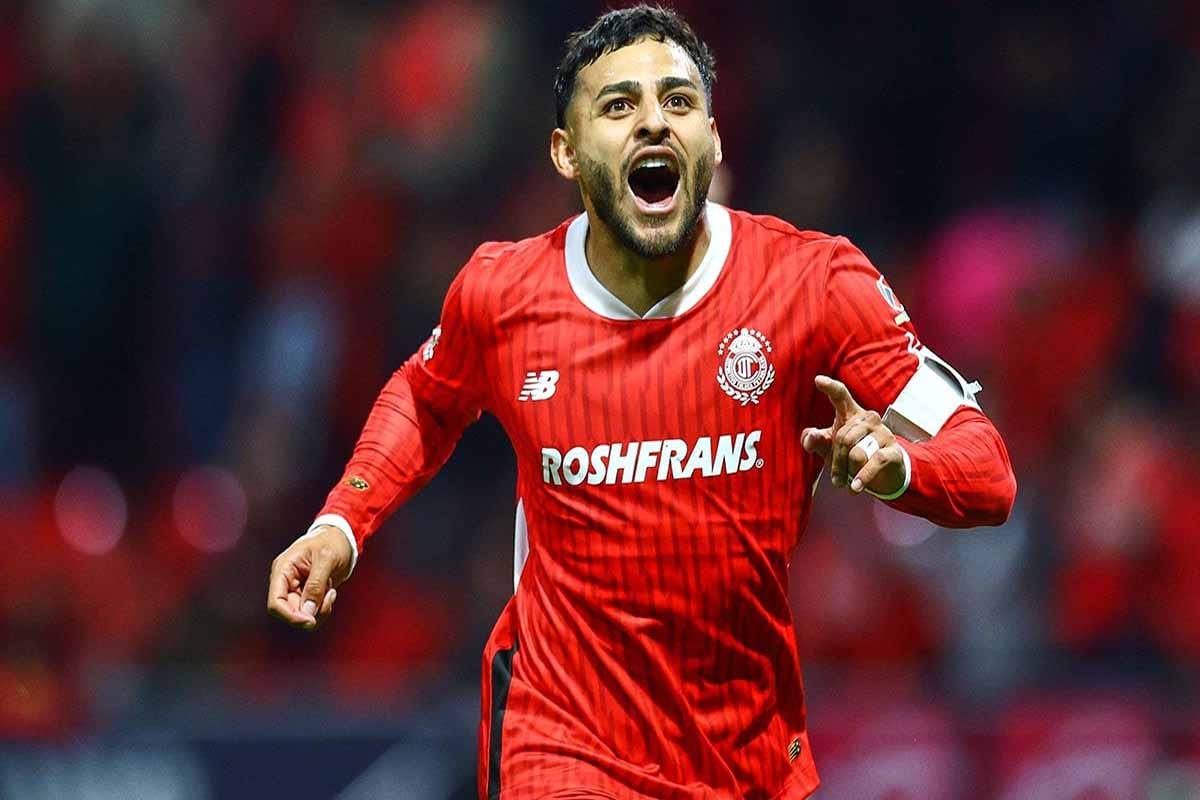 Alexis Vega: ¿De Chivas al América? ¡El fichaje que incendiará la Liga MX!