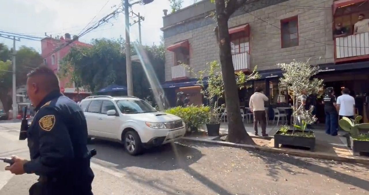 Balacera en Restaurante de la Roma Sicario Ataca en la Roma: Balacera en Restaurante Desata el Pánico