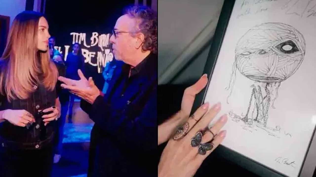 Belinda recibe un regalo único de Tim Burton en su expo en CDMX