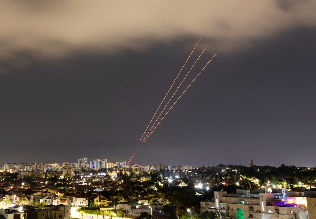 Israel – El Gran Engaño: La Astuta Trama de Netanyahu para "Dormir" a Irán Antes del Ataque Decisivo