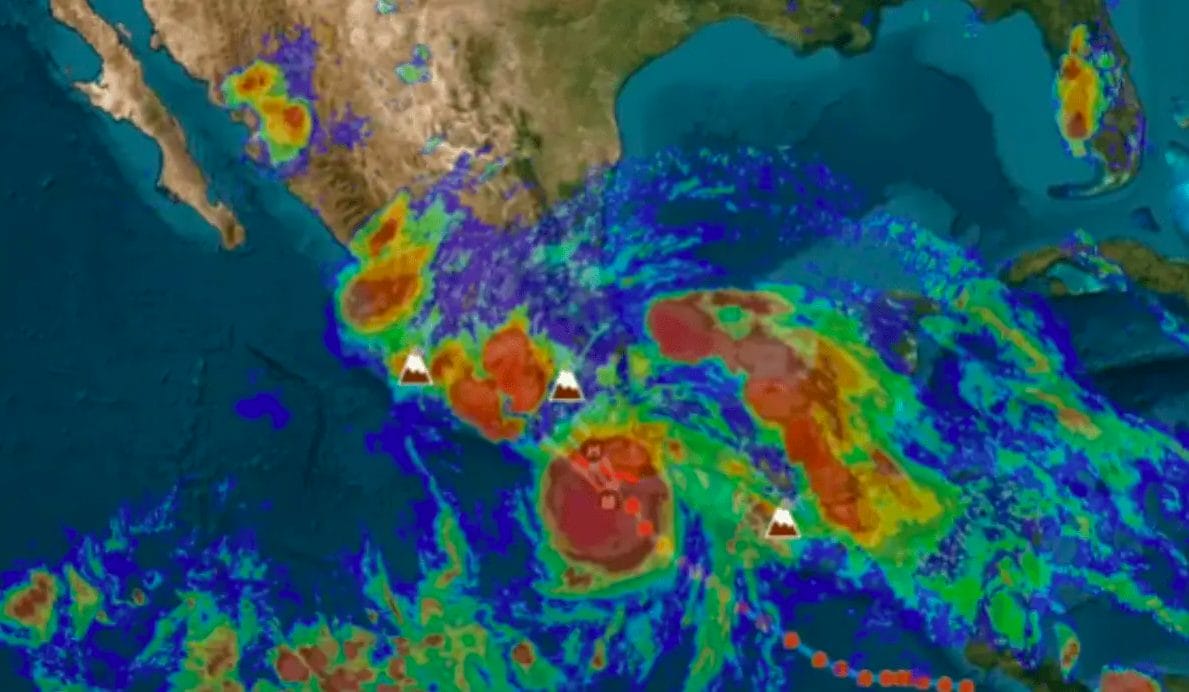 huracan-oaxaca Operativo masivo por Erick: Evacúan a miles en Oaxaca y Guerrero