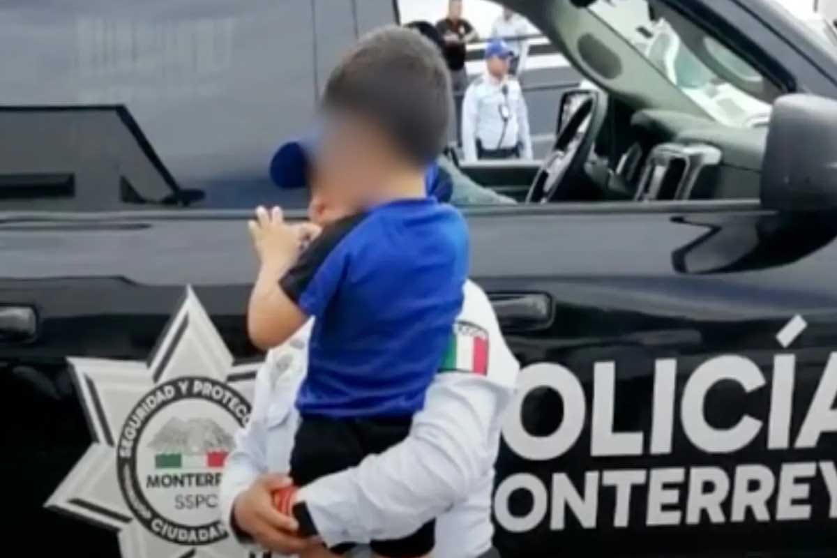 Dejan a niño de 2 años en iglesia de Monterrey: buscan a su familia