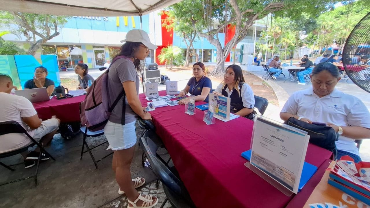 Cancún impulsa la inclusión laboral con tercera edición de 'Ven y Empléate Rosa'