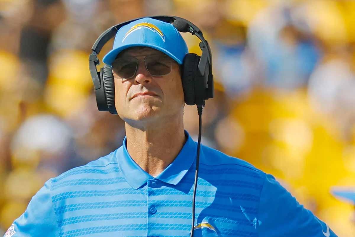 Jim Harbaugh: ¿Líder Traicionado o Cómplice Silencioso?
