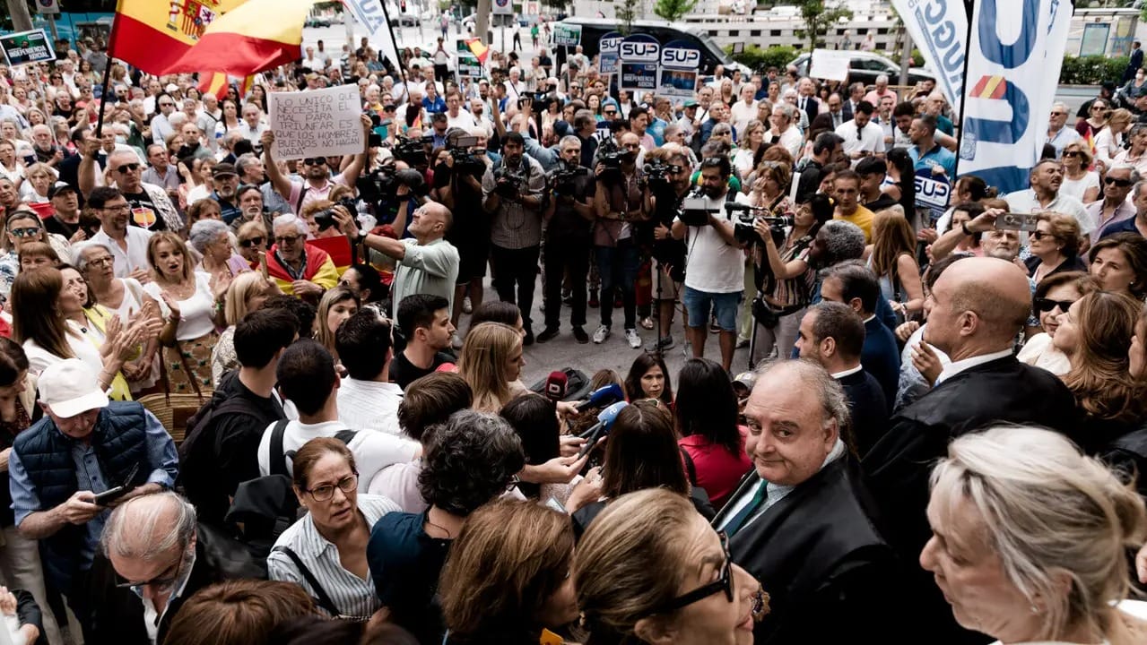 Jueces_fiscales_toman_Madrid_contra_reforma_Sanchez Jueces y fiscales toman Madrid contra la reforma de Sánchez