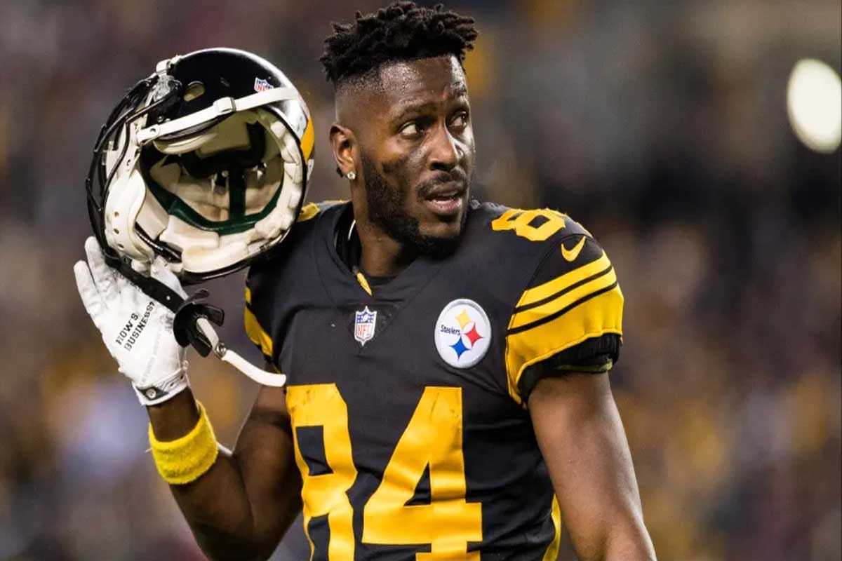 La Caída Final de un Ídolo Antonio Brown Prófugo de la Justicia La Caída Final de un Ídolo: Antonio Brown, Prófugo de la Justicia