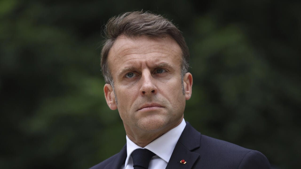 Macron exige fin a la minería submarina en cumbre oceánica