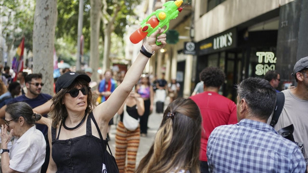 Madrid Pistolas de Agua Madrid: Pistolas de Agua contra el Turismo Masivo