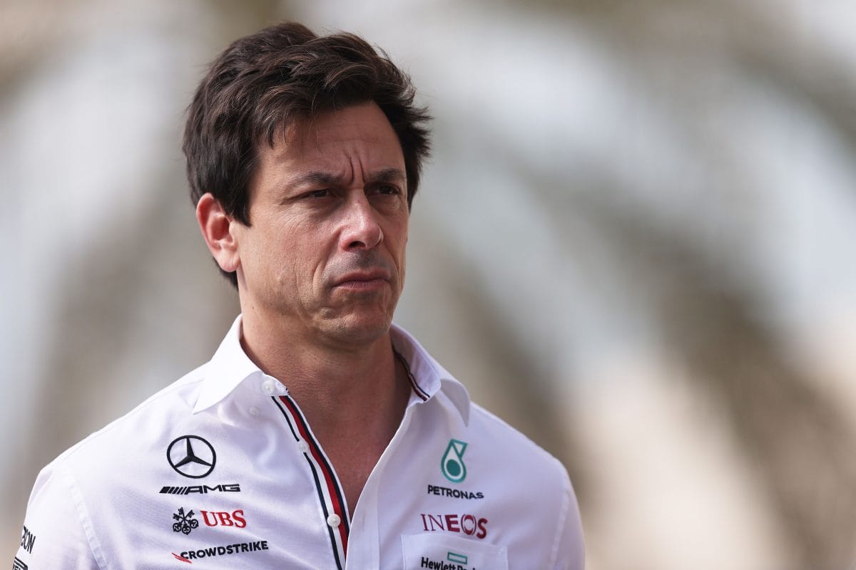 Mercedes F1: El Motor que se Apaga y Pone a Toto Wolff al Borde del Colapso.