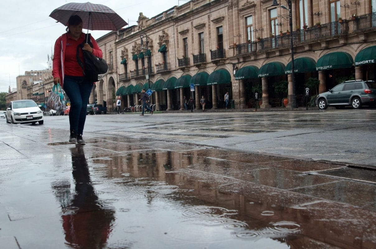 ¡Michoacán Bajo Fuego y Agua! Alerta por Lluvias y Calor de 45°C